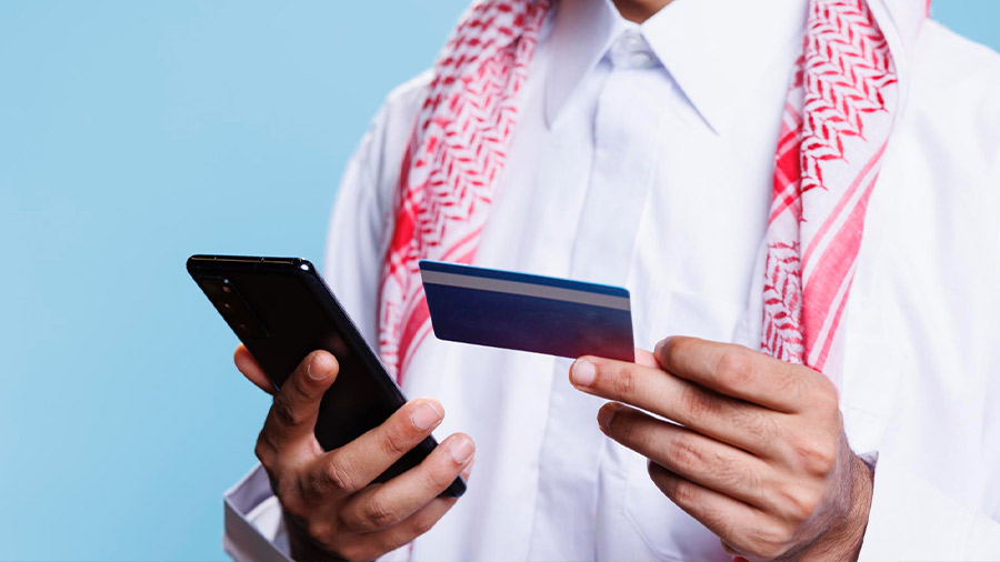 Saudi Arabia Cuts Banking and Payment Fees Under New Guide